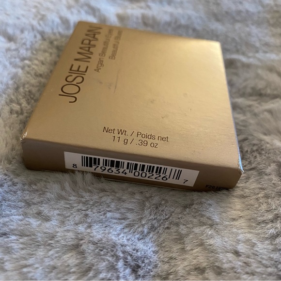 Josie Maran Argan Beautiful Eyes palette in Beautiful Blues NWT - Picture 2 of 12